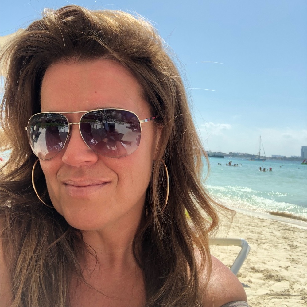 Meet your Posher, Kelly